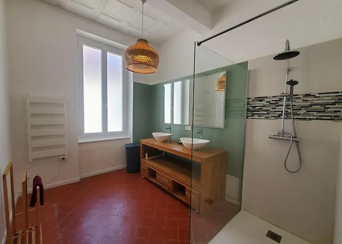 Via Domitia Spacieuse Maison 5 Hébergement de vacances